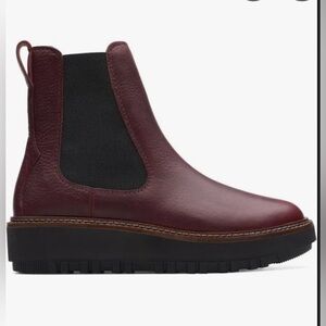 Brand New with Box- Clarks Orianna Up Boots - Burgundy Size 6
